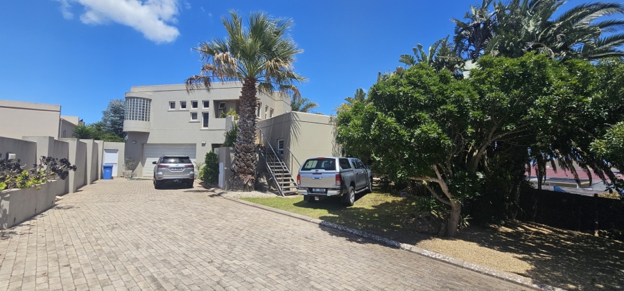 2 Bedroom Property for Sale in Myburgh Park Western Cape